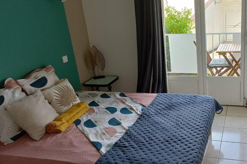 Appartement avec piscine proche de la mer Les Trois-Ilets Extérieur photo